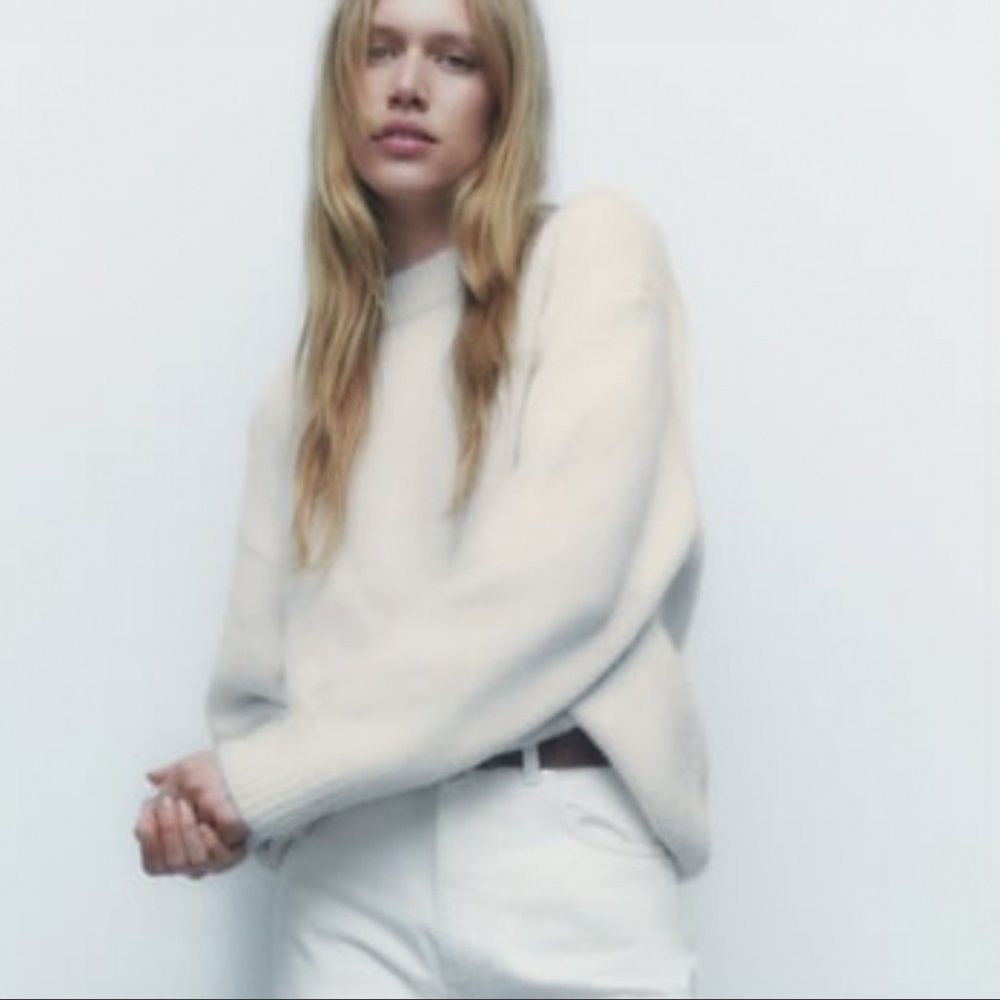 NWT ZARA SOFT FEEL KNIT SWEATER STONE